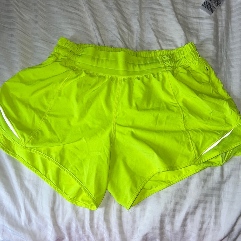 Lululemon hotty hots
